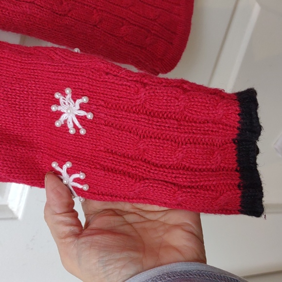 Dressbarn LS Red Cable Knit Mockneck Snowmen Snowflakes Embellished Sweater - Picture 3 of 16